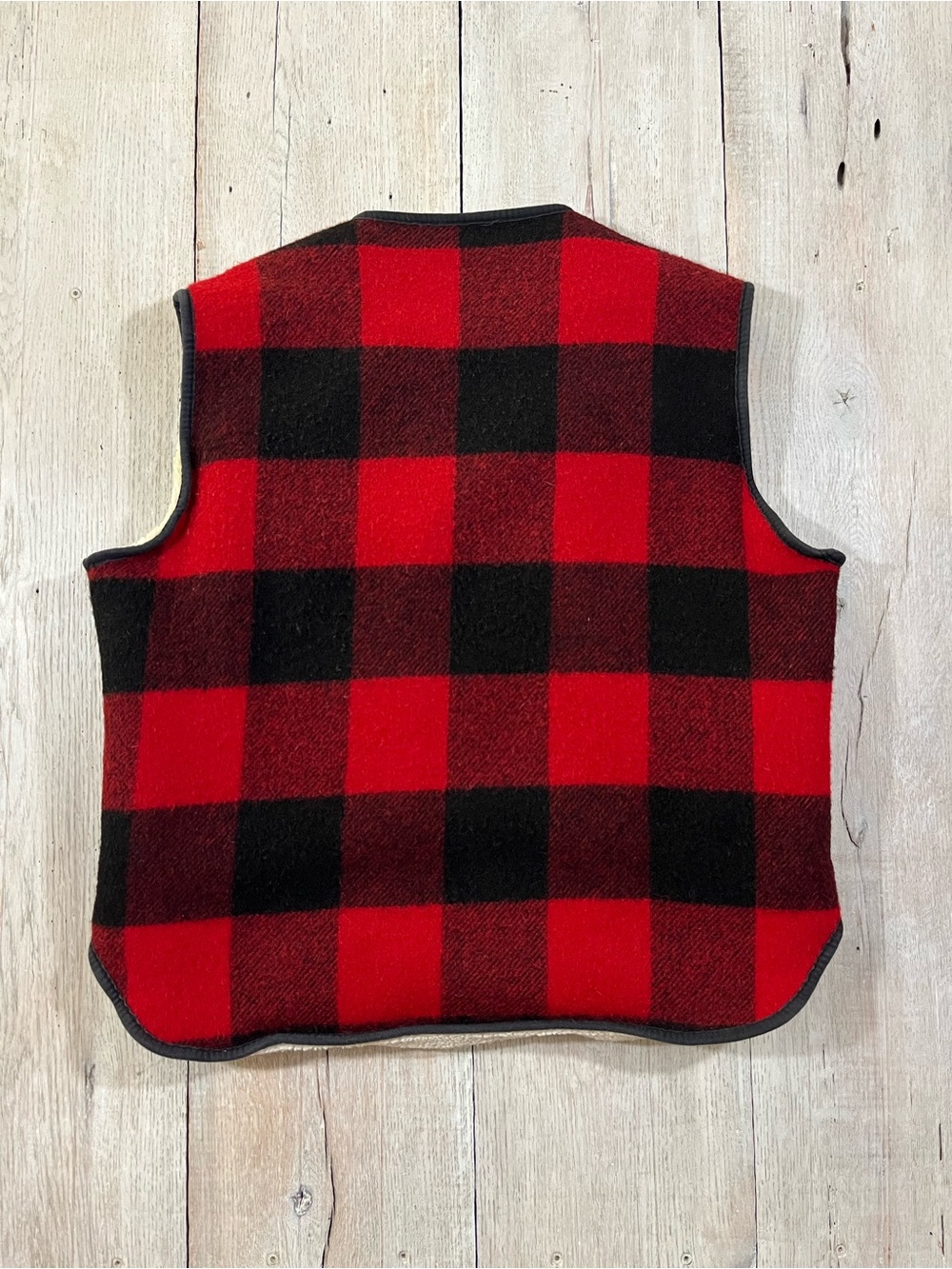 Woolrich Men’s Red & Black Buffalo Plaid Wool Vest Sturdy Warm Zip Up Size M - Picture 2 of 7